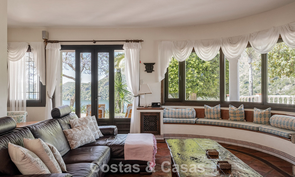 Traditionele Spaanse finca te koop in een groene omgeving, aan het meer van Istan, vlakbij Marbella, Costa del Sol 786621