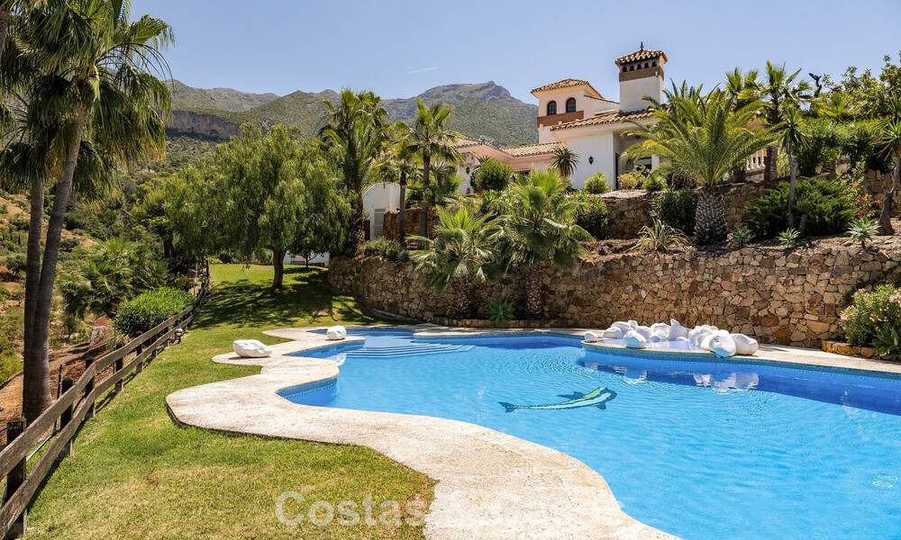 Traditionele Spaanse finca te koop in een groene omgeving, aan het meer van Istan, vlakbij Marbella, Costa del Sol 786634