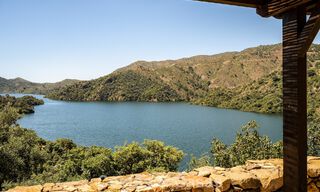 Traditionele Spaanse finca te koop in een groene omgeving, aan het meer van Istan, vlakbij Marbella, Costa del Sol 786635 