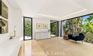 Modernistische, gelijkvloerse luxevilla te koop op een steenworp van het strand ten oosten van Marbella centrum 786772 