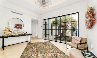 Modernistische, gelijkvloerse luxevilla te koop op een steenworp van het strand ten oosten van Marbella centrum 786774 