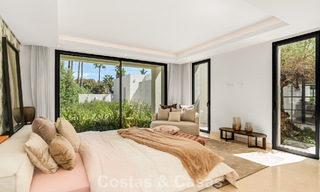 Modernistische, gelijkvloerse luxevilla te koop op een steenworp van het strand ten oosten van Marbella centrum 786789 