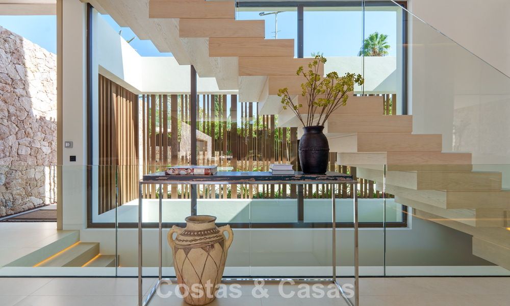 Geavanceerde luxevilla te koop in een rustige woonwijk op de Golden Mile van Marbella 787254