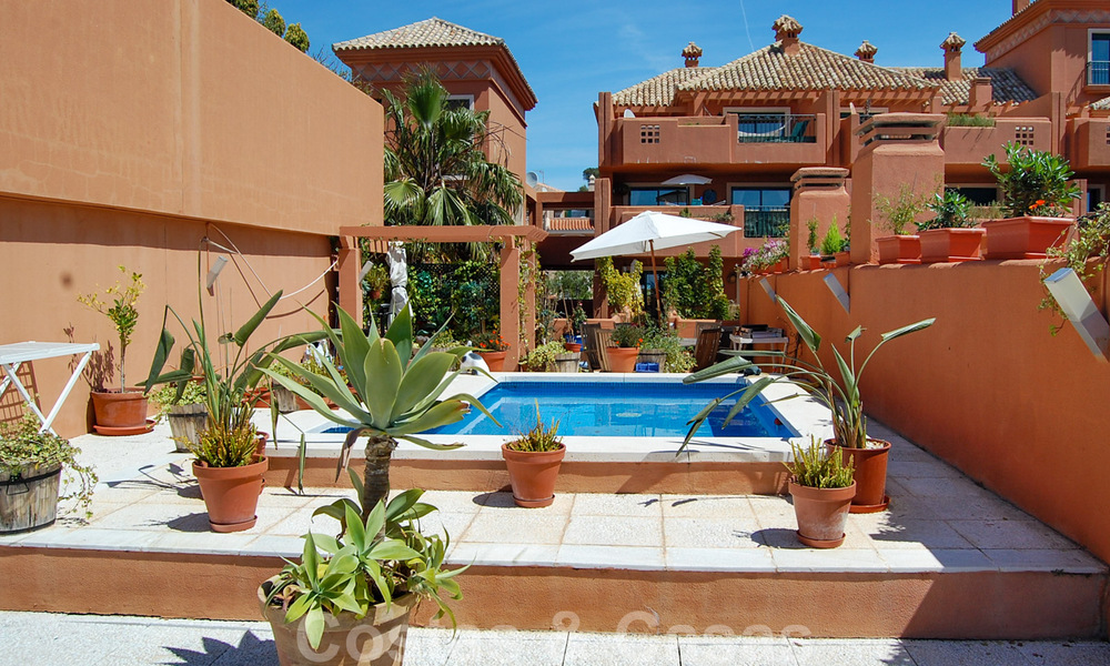 Frontline golf appartement met spectaculair zeezicht te koop in Cabopino, Marbella - Costa del Sol 31612