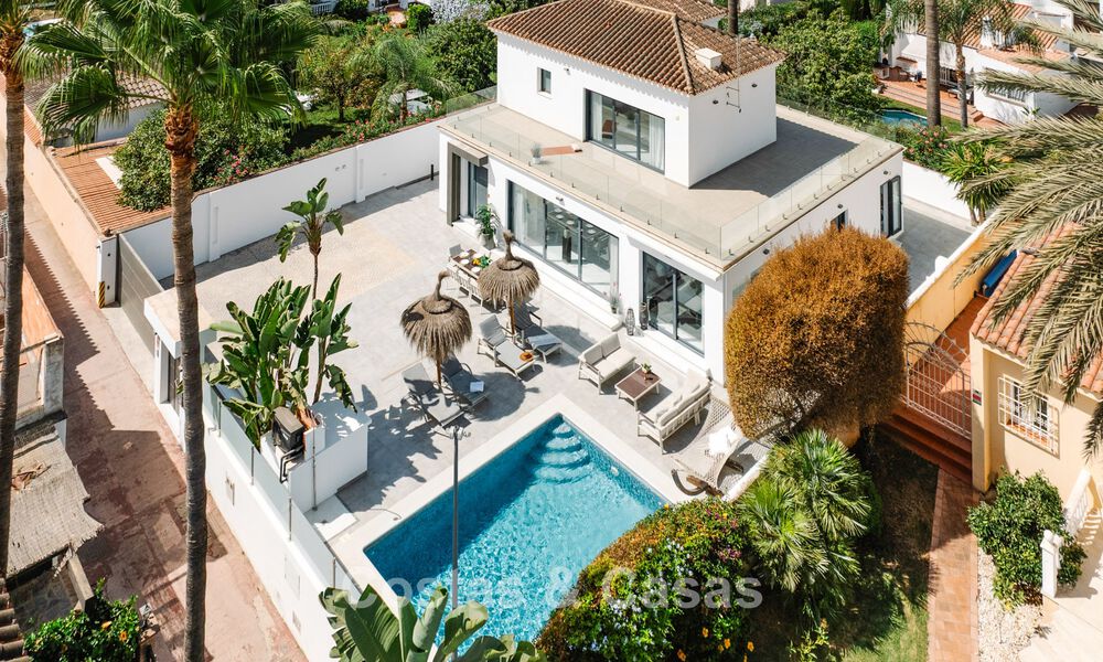 Gemoderniseerde villa te koop op loopafstand van voorzieningen en Puerto Banus, Marbella 787387