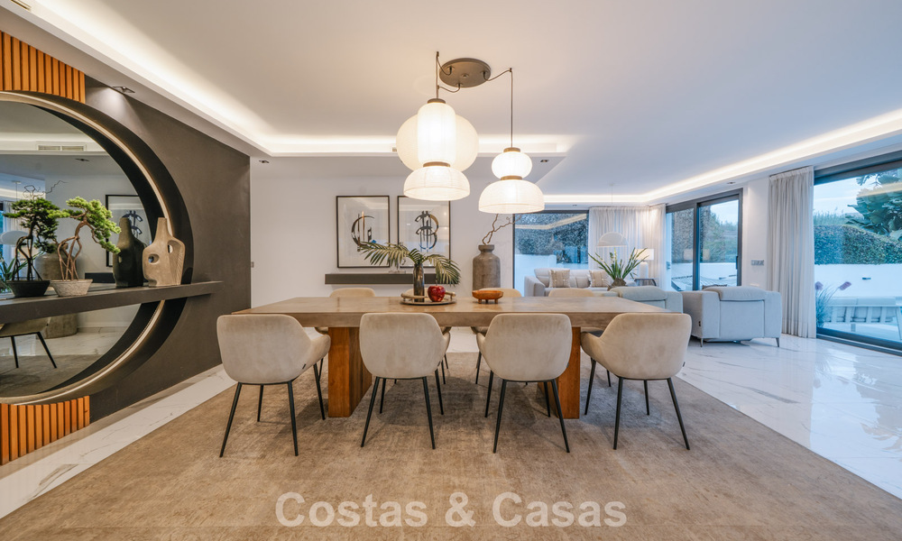 Gemoderniseerde villa te koop op loopafstand van voorzieningen en Puerto Banus, Marbella 787408