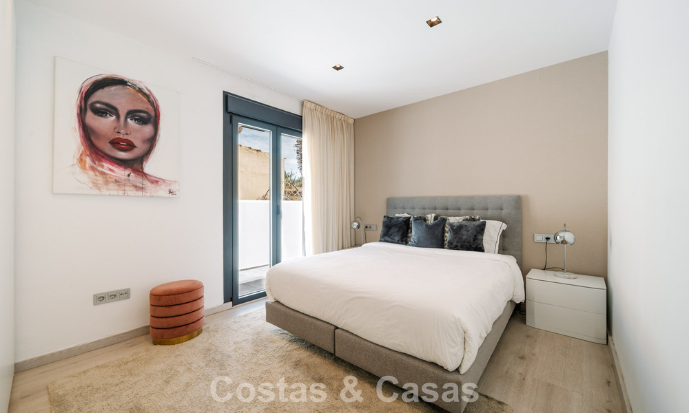 Gemoderniseerde villa te koop op loopafstand van voorzieningen en Puerto Banus, Marbella 787412