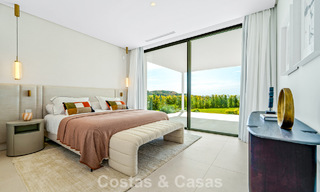 Gesofisticeerde villa met panoramisch uitzicht te koop, in een gated community in La Quinta, Marbella - Benahavis 787307 