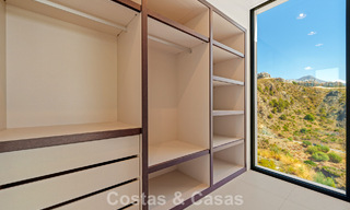 Gesofisticeerde villa met panoramisch uitzicht te koop, in een gated community in La Quinta, Marbella - Benahavis 787319 