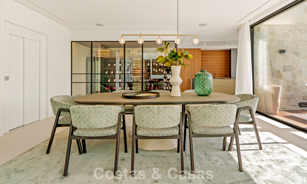 Gesofisticeerde villa met panoramisch uitzicht te koop, in een gated community in La Quinta, Marbella - Benahavis 787334