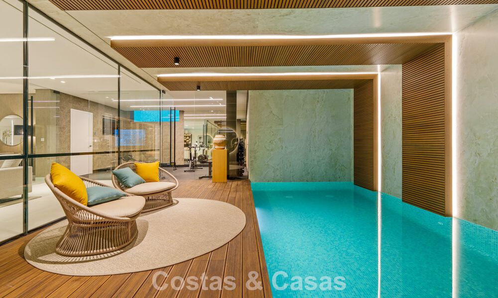 Gesofisticeerde villa met panoramisch uitzicht te koop, in een gated community in La Quinta, Marbella - Benahavis 787357