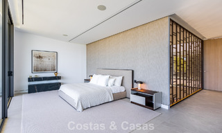 Exclusieve schakelvilla met zeezicht te koop in een vooruitstrevend complex met 24-uursbewaking op Marbella’s Golden Mile 787281 