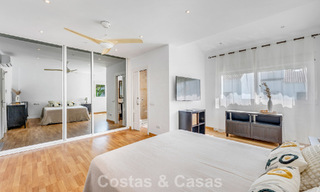 Ruim herenhuis te koop in een omheind strandcomplex aan de oostkant van Marbella 787526 