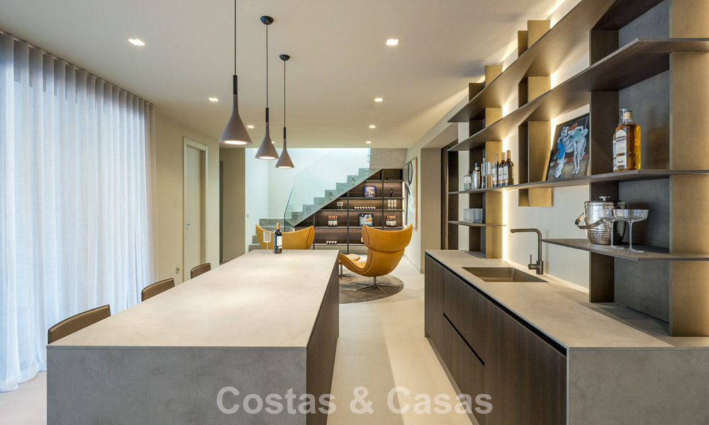 Instapklare, luxueuze, nieuwbouwvilla te koop in een prestigieus 5* golfresort in Marbella - Benahavis 787427