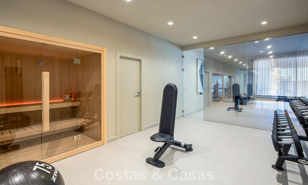 Instapklare, luxueuze, nieuwbouwvilla te koop in een prestigieus 5* golfresort in Marbella - Benahavis 787429