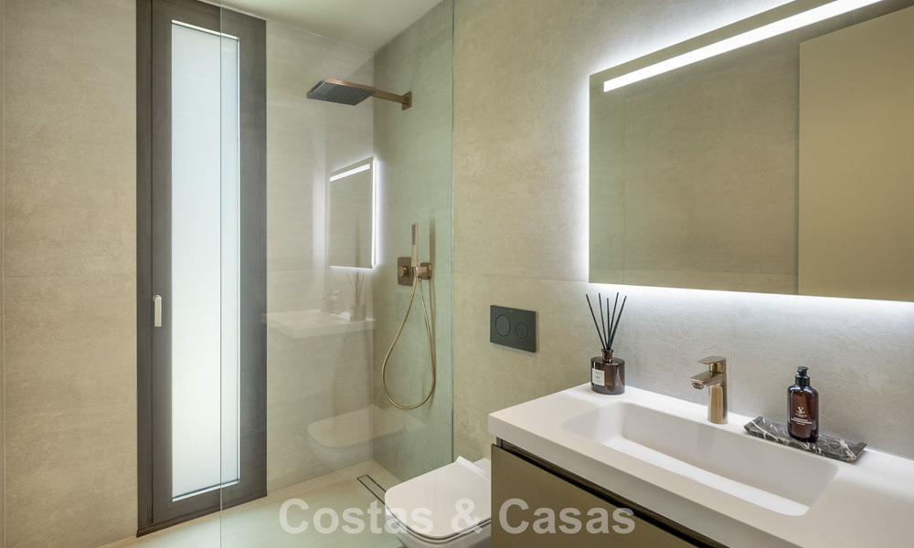Instapklare, luxueuze, nieuwbouwvilla te koop in een prestigieus 5* golfresort in Marbella - Benahavis 787440
