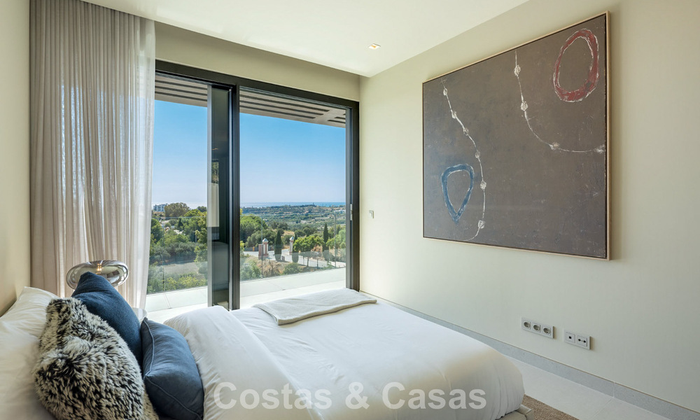 Instapklare, luxueuze, nieuwbouwvilla te koop in een prestigieus 5* golfresort in Marbella - Benahavis 787442