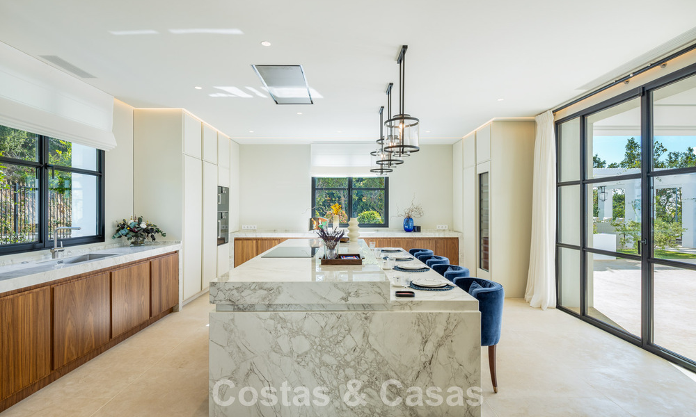 Voortreffelijke luxevilla te koop in het exclusieve Cascada de Camojan op Marbella’s Golden Mile 787602