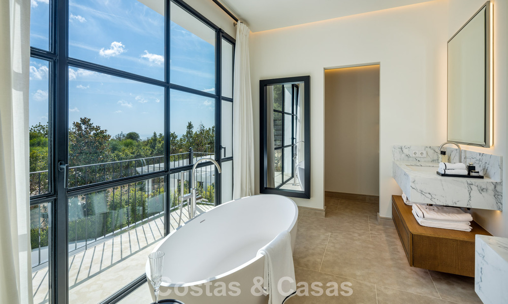 Voortreffelijke luxevilla te koop in het exclusieve Cascada de Camojan op Marbella’s Golden Mile 787615