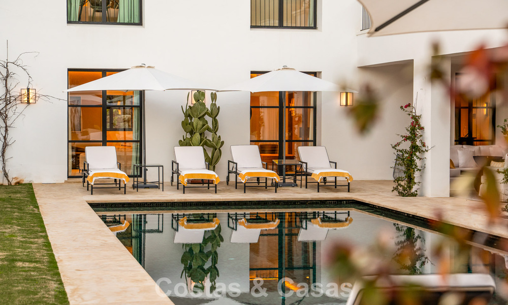 Voortreffelijke luxevilla te koop in het exclusieve Cascada de Camojan op Marbella’s Golden Mile 795106