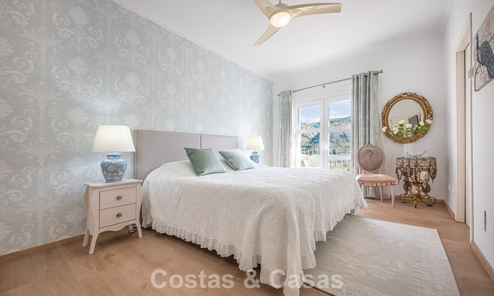 Mediterrane luxevilla met panoramisch uitzicht te koop genesteld in de groene heuvels van Marbella - Benahavis 789895