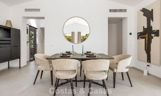 2 eigentijds luxevilla’s te koop, naast elkaar gelegen op slechts 400m van het strand in Casares, Costa del Sol 788075 