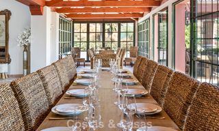 Statige luxevilla te koop in een klassieke Andalusische stijl in een afgesloten prestigieuze urbanisatie van Benahavis - Marbella 788000 