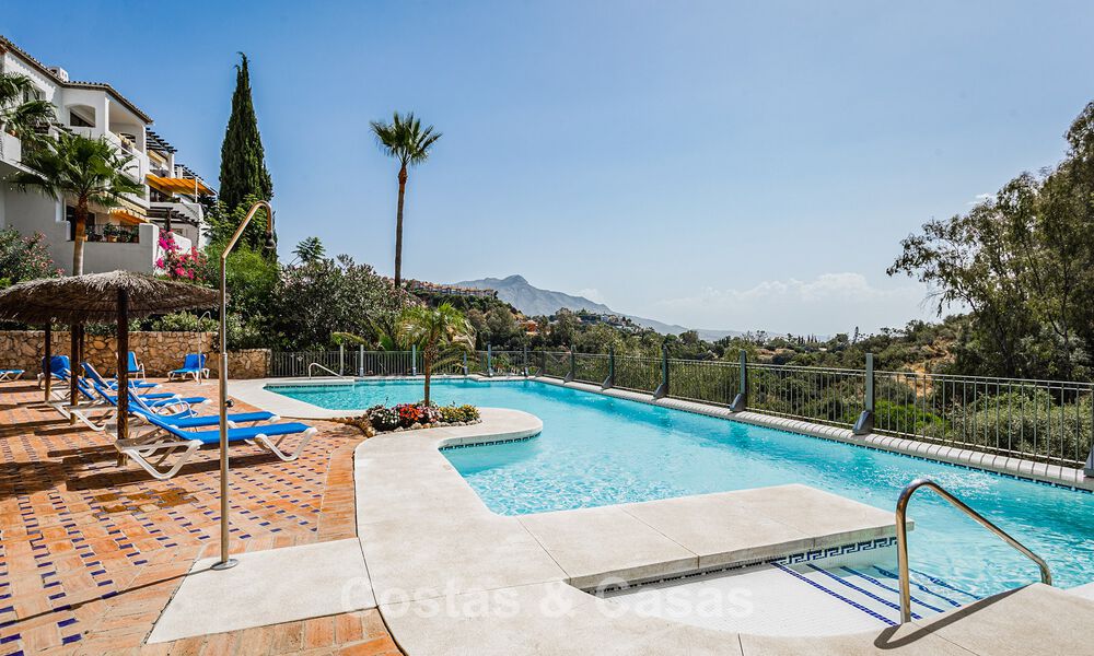 Instapklaar, ruim appartement met zeezicht te koop in Benahavis - Marbella 787866