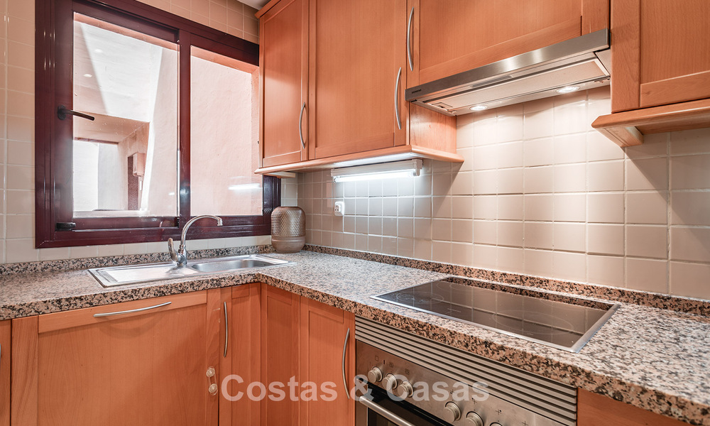 Instapklaar, ruim appartement met zeezicht te koop in Benahavis - Marbella 787878