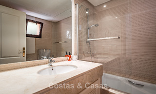 Instapklaar, ruim appartement met zeezicht te koop in Benahavis - Marbella 787887 