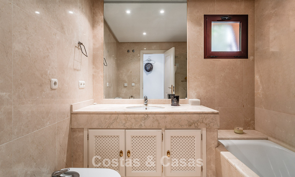 Instapklaar, ruim appartement met zeezicht te koop in Benahavis - Marbella 787890