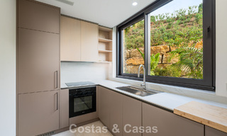 Instapklare, high-end designvilla met zeezicht te koop aan de Golden Mile van Marbella 788120 