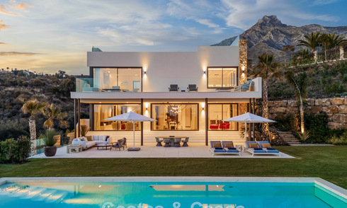 Instapklare, high-end designvilla met zeezicht te koop aan de Golden Mile van Marbella 788133