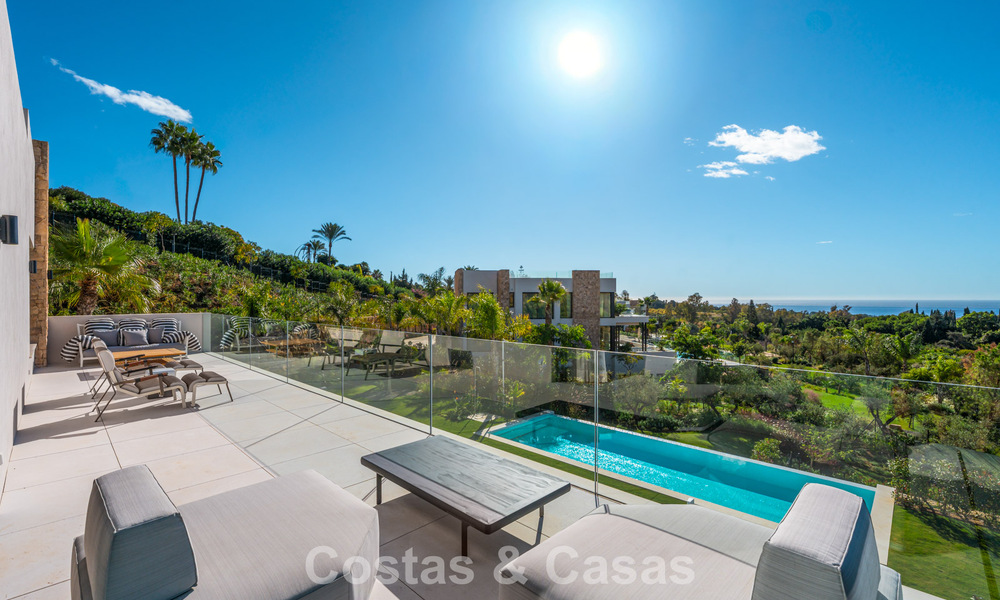 Instapklare, high-end designvilla met zeezicht te koop aan de Golden Mile van Marbella 788143