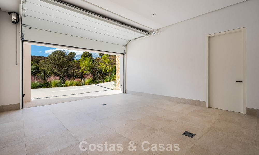 Instapklare, high-end designvilla met zeezicht te koop aan de Golden Mile van Marbella 788148