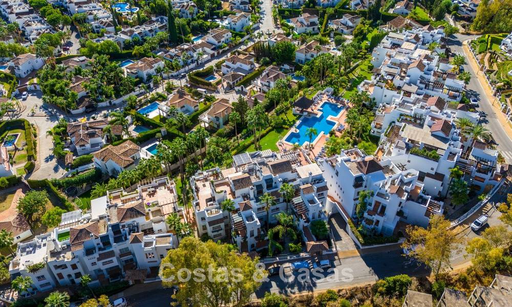 Appartementen te koop in een gated complex in Nueva Andalucia, Marbella 788737