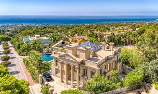 Opmerkelijk paleis in neoklassieke stijl te koop in de prestigieuze, gated wijk van Sierra Blanca, Marbella 788215 