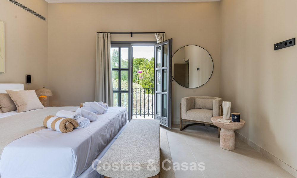 Prachtige luxevilla met tijdloze Andalusische architectuur te koop op de New Golden Mile tussen Marbella en Estepona 788351