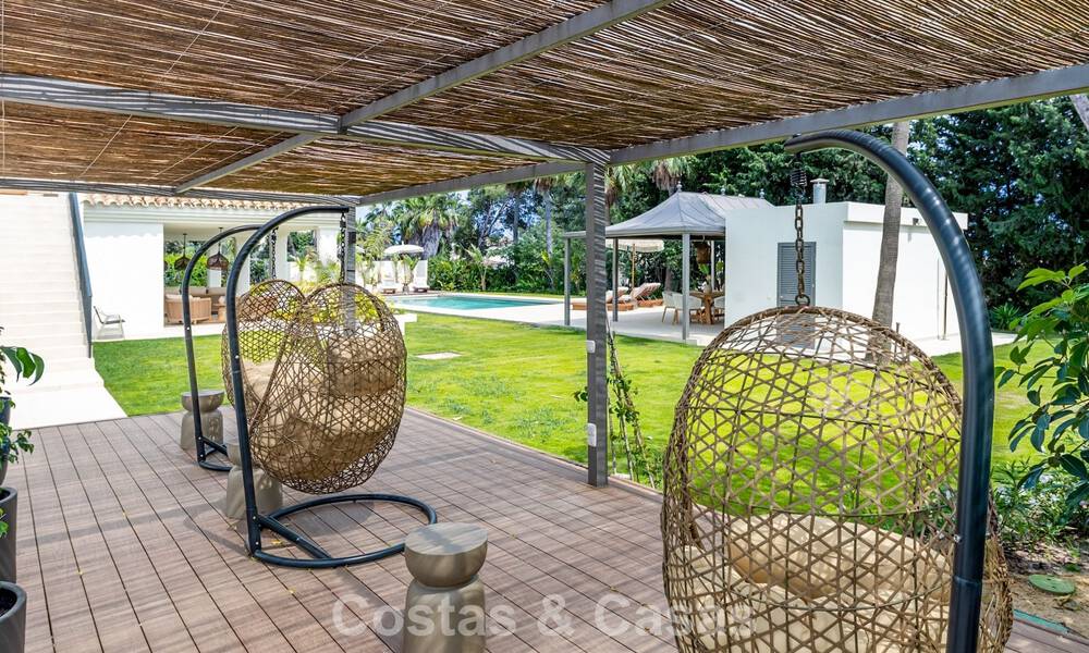 Prachtige luxevilla met tijdloze Andalusische architectuur te koop op de New Golden Mile tussen Marbella en Estepona 788363