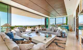 High-end luxevilla met panoramisch zeezicht te koop binnen een prestigieus resort, Benahavis - Marbella 788406 