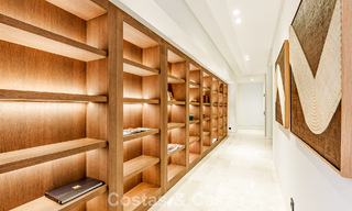 High-end luxevilla met panoramisch zeezicht te koop binnen een prestigieus resort, Benahavis - Marbella 788419 