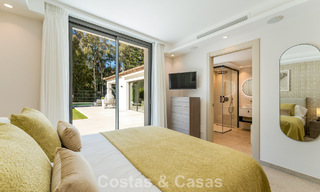 Stijlvol gerenoveerde luxevilla te koop in een bevoorrechte golfgemeenschap in Nueva Andalucia, Marbella 788476 