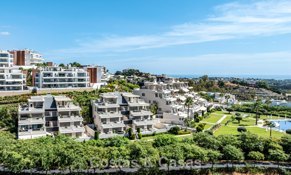 Hedendaags appartement met ruim hoekterras te koop in Marbella - Benahavis 788724