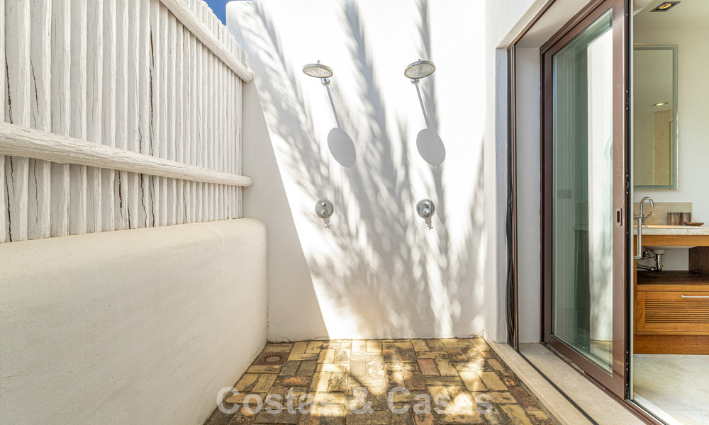 Instapklare, modernistische Spaanse villa te koop, omgeven door eersteklas golfbanen aan de Costa del Sol 788305