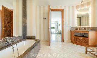 Instapklare, modernistische Spaanse villa te koop, omgeven door eersteklas golfbanen aan de Costa del Sol 788319 