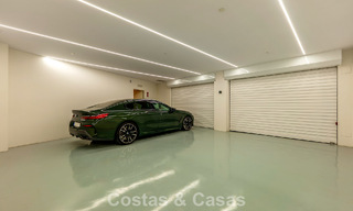 Minimalistische luxewoning met panoramisch zeezicht te koop in een prestigieus gated complex in Nueva Andalucia, Marbella 788601 