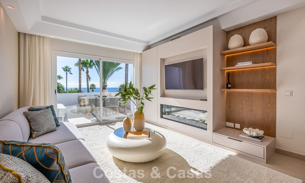 Gemoderniseerd appartement met zeezicht te koop in een strandcomplex op de New Golden Mile tussen Marbella en Estepona 788798