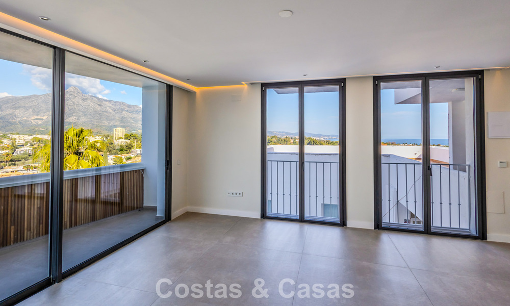 Eersteklas gerenoveerd appartement te koop op loopafstand van alles in Nueva Andalucia, Marbella 789709