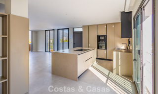 Eersteklas gerenoveerd appartement te koop op loopafstand van alles in Nueva Andalucia, Marbella 789731 