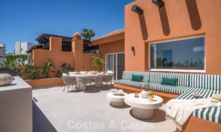 Duplex penthouse in Andalusische bouwstijl met een eigentijds interieur te koop in Nueva Andalucia, Marbella 789826 